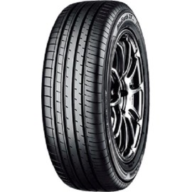 YOKOHAMA BLUEARTH-XT AE61 235/65R18 106V nyári gumiabroncs